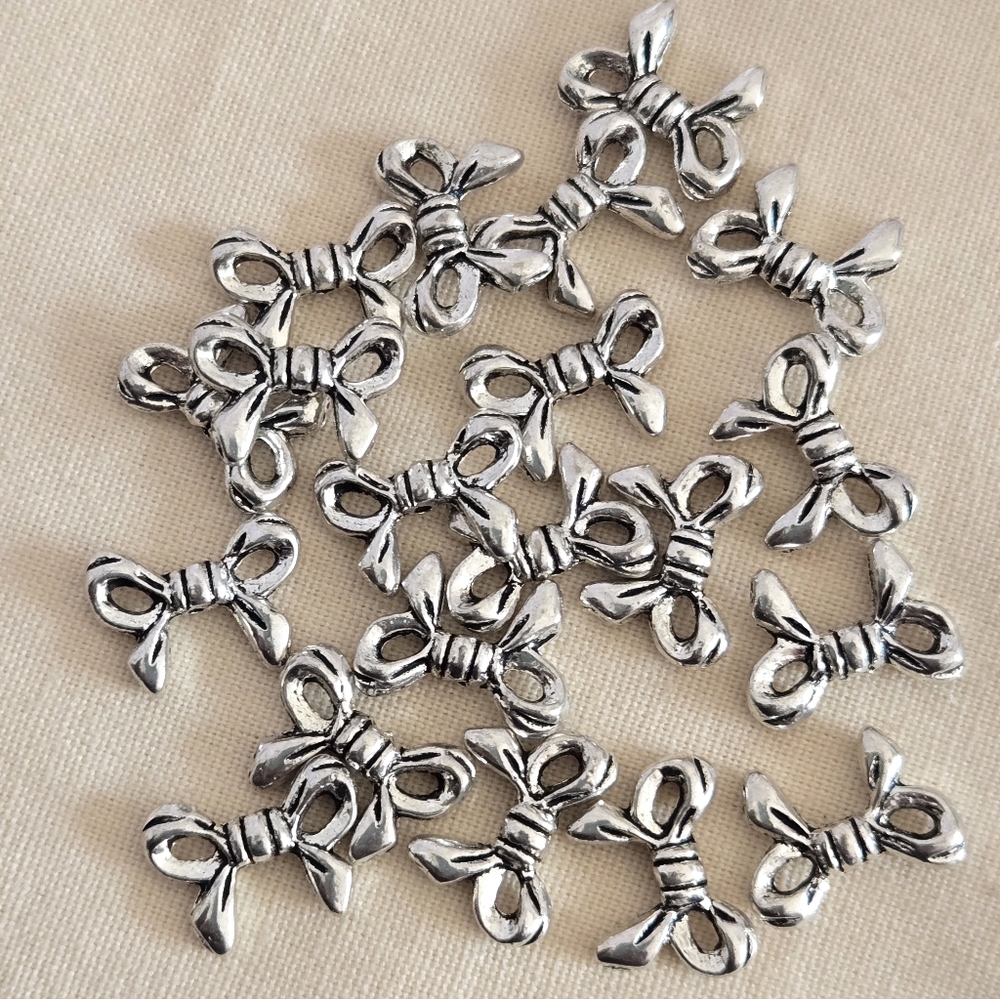 20 Silver Bow Ribbon Spacer Beads Charms